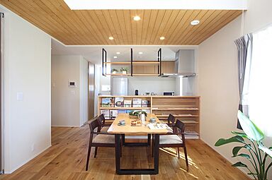 株式会社フジサワ建設の施工事例「うちカフェデザインの家」の画像2