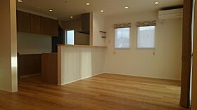 株式会社フジサワ建設の施工事例「HEAT20 G1基準達成したZEH ペットと暮らすかわいいお家」の画像2