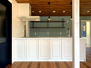 株式会社フジサワ建設の施工事例「カリフォルニアスタイルの家」の画像3