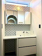 シンプルモダンスタイルの洗面所 株式会社フジサワ建設の事例画像