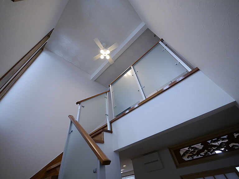 FPの家 相田建設の公式画像_階段6