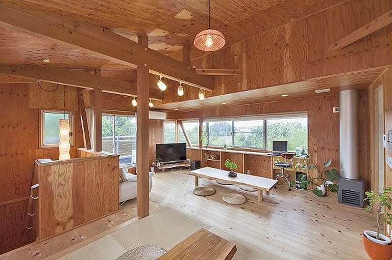 ソーラーホーム株式会社の公式画像_リビング2