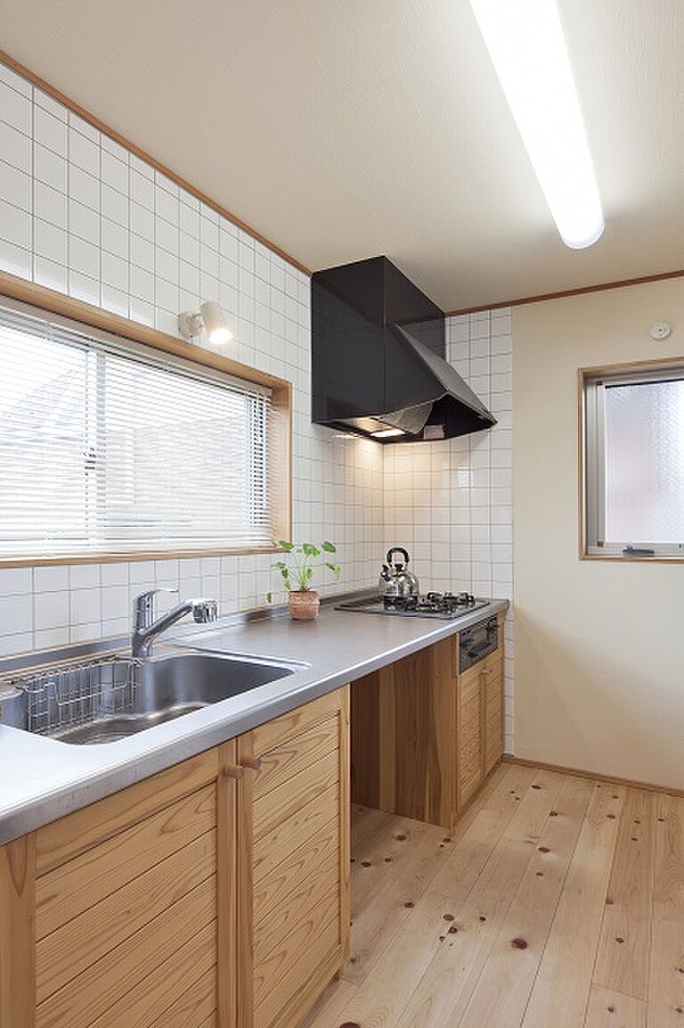 ソーラーホーム株式会社の公式画像_キッチン4