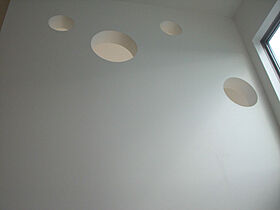 昭和ハウジング泉州の施工事例「玄関部分のウッドがアクセント。洗面ボールがおしゃれ」の画像6