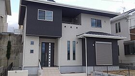 昭和ハウジング泉州の施工事例「2色の半畳たたみがおしゃれなお家」のメイン画像