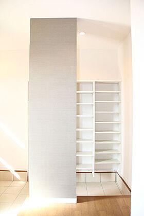 昭和ハウジング泉州の施工事例「2色の半畳たたみがおしゃれなお家」の画像6