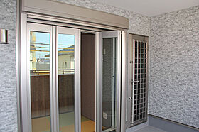 昭和ハウジング泉州の施工事例「多目的に使える畳コーナーを設計。ダウンライトで落ち着いた空間を演出」の画像5