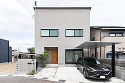 昭和ハウジング泉州の施工事例「施主様の建築素材の選択が抜群。モルタルの良さが光る新しい感覚のオシャレなお家」の画像