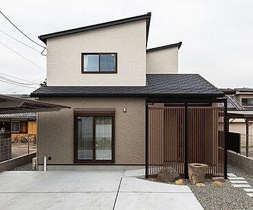 昭和ハウジング泉州の施工事例「ダウンライトが幻想的な和モダンなお家」の画像