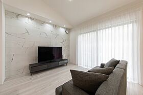 昭和ハウジング泉州の施工事例「片流れ屋根・ダーク色の外壁 究極の平屋!」の画像2