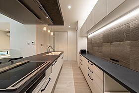 昭和ハウジング泉州の施工事例「片流れ屋根・ダーク色の外壁 究極の平屋!」の画像4