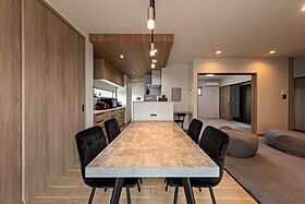 昭和ハウジング泉州の施工事例「グレージュベースのナチュラルモダン♪お色の統一感、収納センスがGOOD!」の画像3