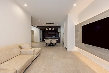 昭和ハウジング泉州の施工事例「賢い収納で整えたラグジュアリーモダンを極めたお家」の画像3