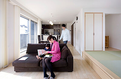 和風・和モダンスタイルのリビング トヨタホームの事例画像