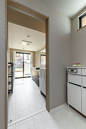 トヨタホームの施工事例「これからの人生を快適に暮らすための、 全館空調の平屋。」の画像4