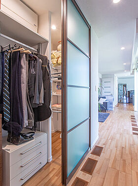 セキスイハイム 長町展示場の施工事例「コの字型の平屋のすまいで中庭を満喫。自然の心地よさを感じる暮らし。」の画像5