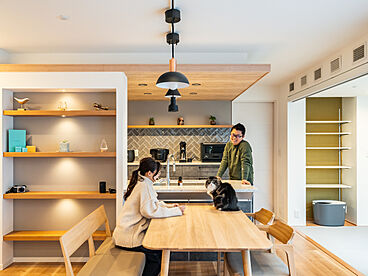 セキスイハイム 長町展示場の施工事例「約36坪の土地に建つ、3階建て完全分離二世帯の住まい」の画像