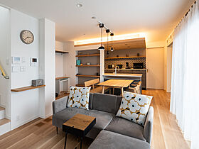 セキスイハイム 長町展示場の施工事例「約36坪の土地に建つ、3階建て完全分離二世帯の住まい」の画像3