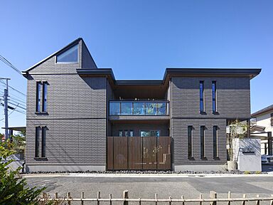 セキスイハイム 長町展示場の施工事例「玄関以外を分離した二世帯住宅。交流とプライベートを両立した住まい。」の画像