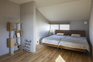 積水ハウス イズ長町展示場の施工事例「大開口でウッドデッキとつながる、豊かな自然を満喫できる住まい」の画像4