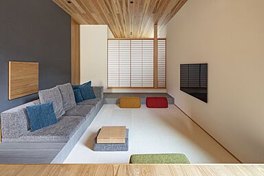 積水ハウスの施工事例「必要な場所につくった収納が大活躍。無垢材など自然素材の心地よさを味わえる家」の画像6