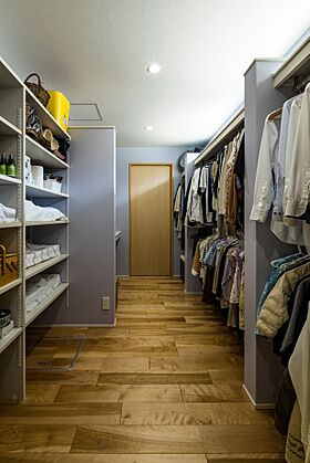 積水ハウス レグヌムコート市川展示場の施工事例「大開口でウッドデッキとつながる豊かな自然に溶け込む平屋の住まい」の画像9