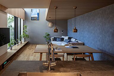 積水ハウス イズ長町展示場の施工事例「密集地のコンパクトな敷地でも、ゆったりリラックスできる3階建て」の画像5