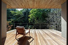 積水ハウス レグヌムコート市川展示場の施工事例「静かに緑を眺め、鳥のさえずりを聴くやすらぎの空間」の画像5
