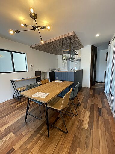 住まいるプラスSANKENの施工事例「LDKは20.7帖の広々空間【神戸市西区二ツ屋モデルハウス】」の画像1