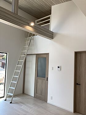 住まいるプラスSANKENの施工事例「人気の平屋第2弾!遊び心と開放感たっぷり【三木市東自由が丘モデル】」の画像4