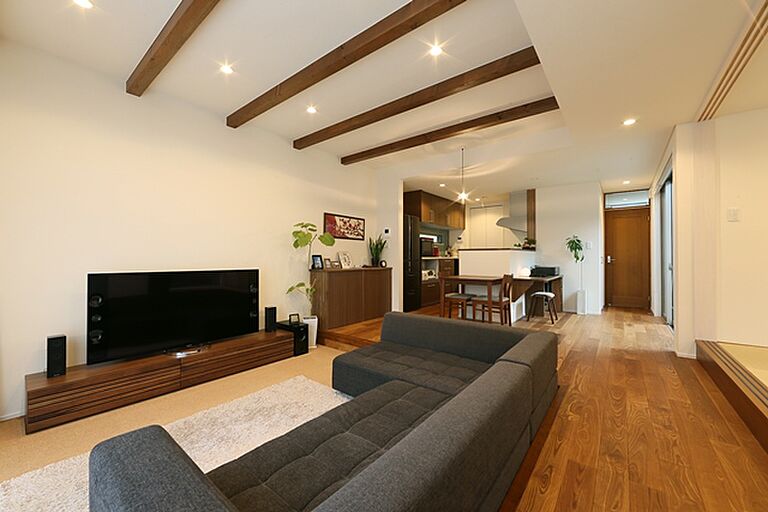 檜建設株式会社の公式画像_リビング2