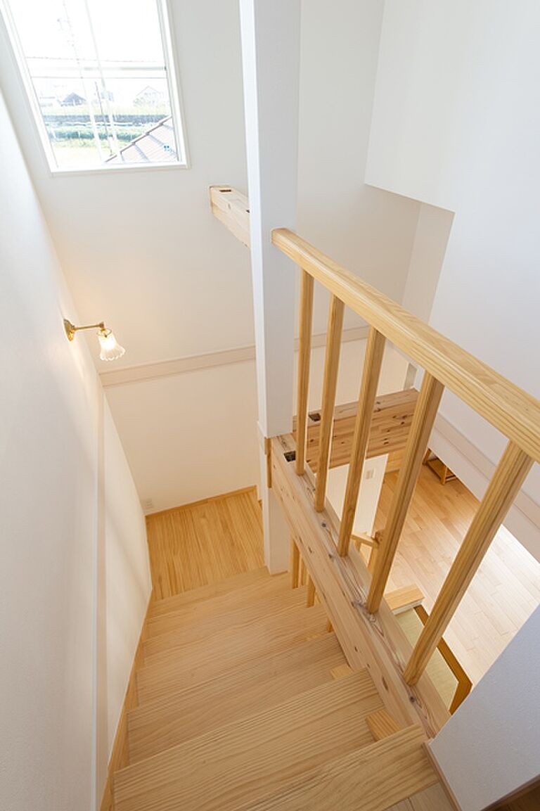 檜建設株式会社の公式画像_階段5