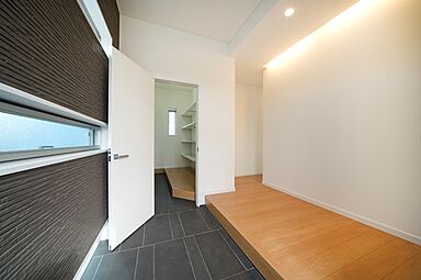 檜建設株式会社の施工事例「光射す箱の家」の画像5