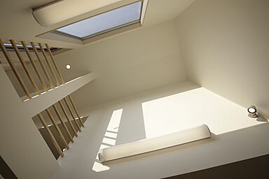 有限会社 アビリティーホームの施工事例「光の家 ~3層構造~」の画像2