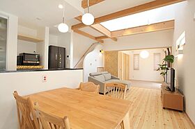 無添加住宅 コラボハウスの施工事例「~風の中道~心地よい風と住む家」の画像1