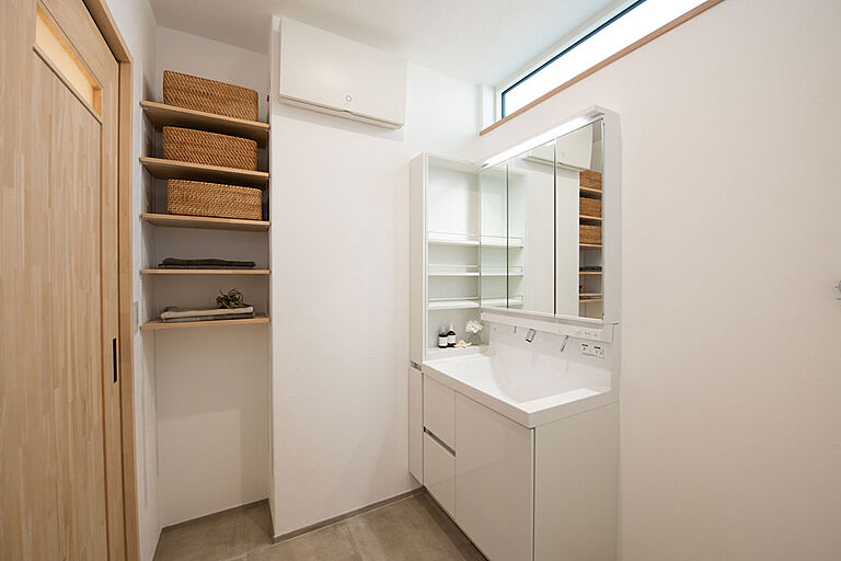 無添加住宅 コラボハウスの公式画像_洗面6