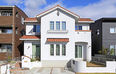 一条工務店 エコノハ仙台港展示場の施工事例「リビングを家の中心に。家族とのつながりを考えたお家。」の画像