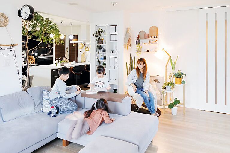 一条工務店 盛岡日報東展示場の公式画像_リビング3