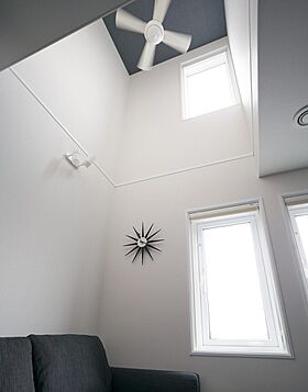 一条工務店 エコノハ仙台港展示場の施工事例「『3つのテイストを楽しみ、リズミカルに暮らす』3階建ての快適。」の画像4