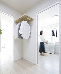 一条工務店 エコノハ仙台港展示場の施工事例「行き来のしやすい「回遊」できる家。」の画像