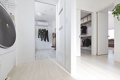 一条工務店 熊谷佐谷田展示場の施工事例「行き来のしやすい「回遊」できる家。」の画像1