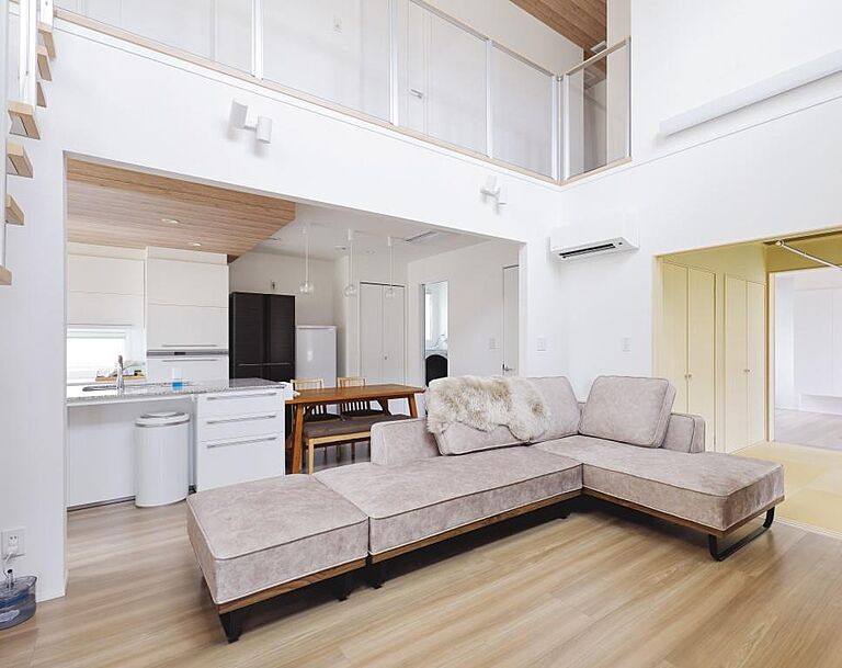 一条工務店 西宮北口東展示場の公式画像_リビング5