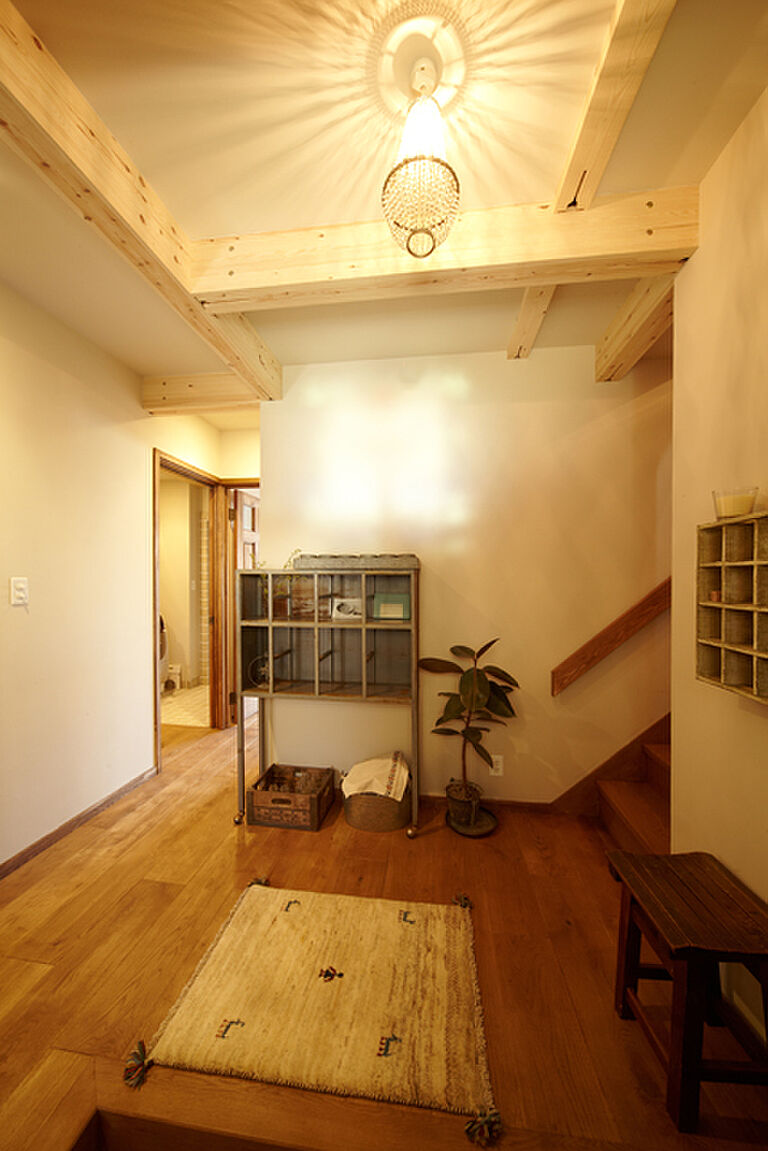 太陽住宅の公式画像_玄関7