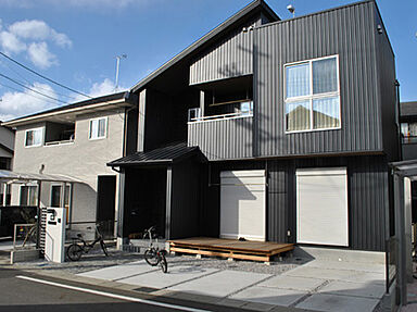 太陽住宅の施工事例「たくさんの陽射しを採り入れる家」の画像