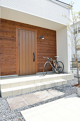 太陽住宅の施工事例「シンプルな箱の家」の画像5