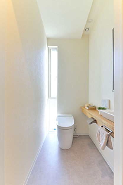 太陽住宅の公式画像_トイレ7