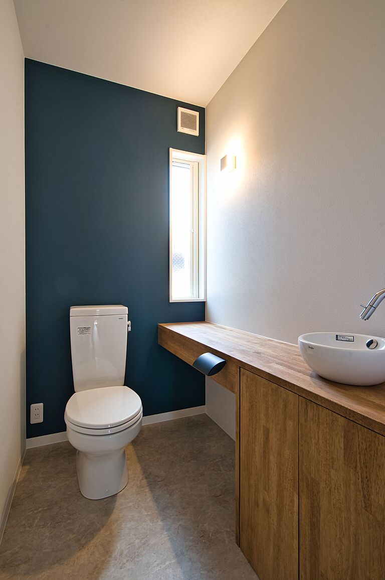 太陽住宅の公式画像_トイレ8