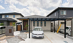 太陽住宅の施工事例「庭へと開く平屋」の画像