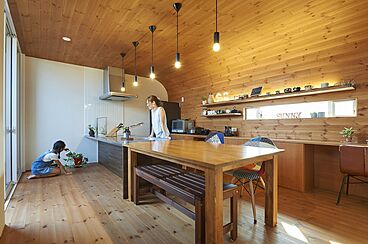 ポラスグループ ポラテック株式会社 ポウハウスの施工事例「埼玉県越谷市 おうちカフェを楽しむ家」の画像