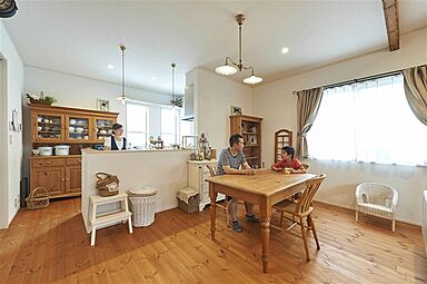 ポラスグループの注文住宅ブランド 北辰工務店の施工事例「ナチュラルカントリースタイルのおうち」の画像